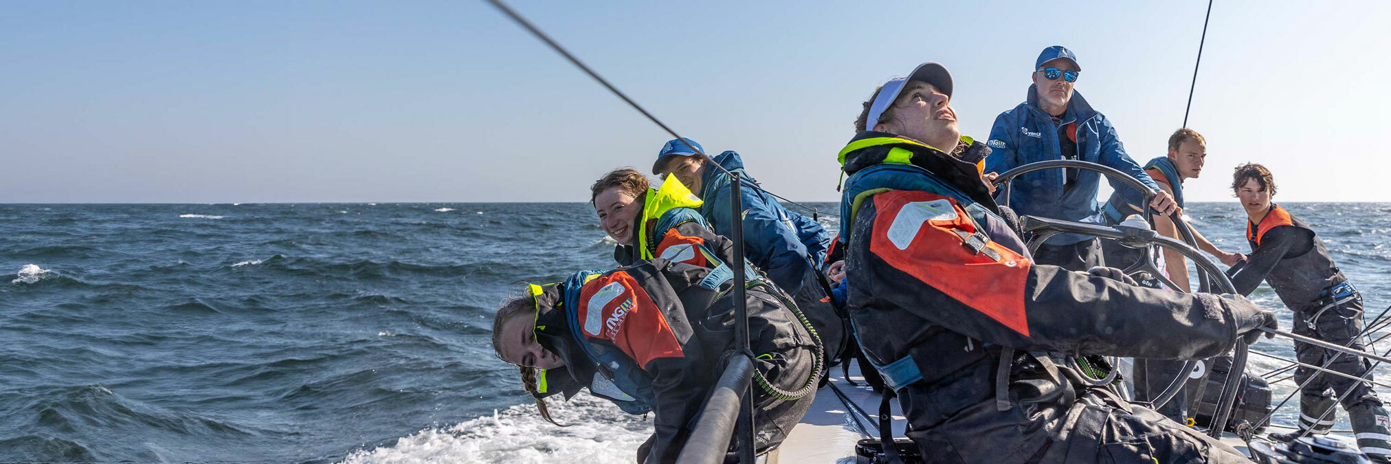 Gill Marine Official Rest of the World Store - Sailing jackets, clothing  and accessories