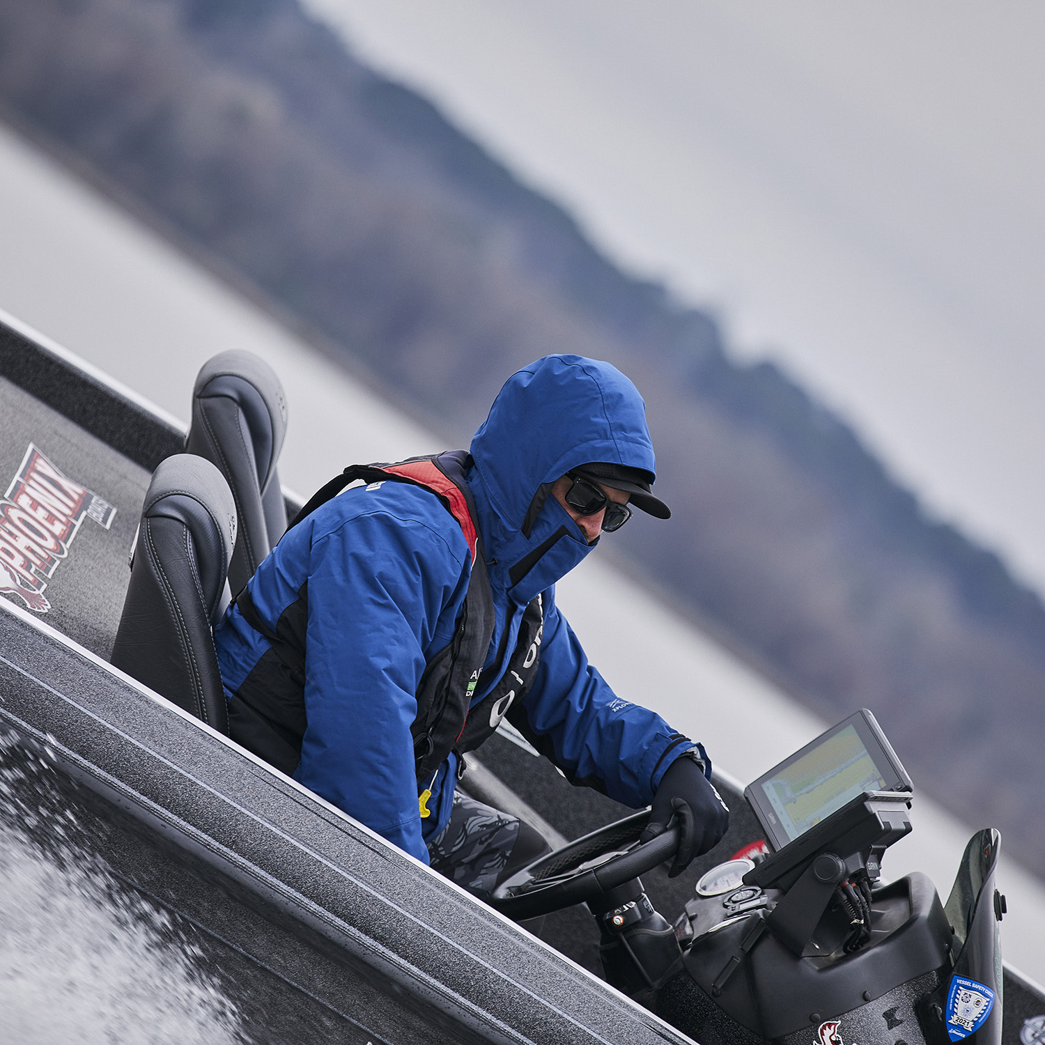 Meridian-X Jacket - FG201J-TWI01_LIFESTYLE_2.jpg