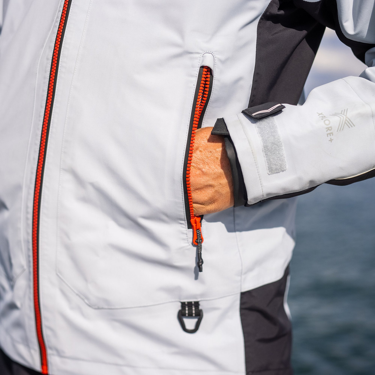 Verso Jacket - V101J-GRE15_LIFESTYLE_4.jpg