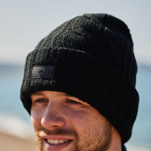 Cable Knit Beanie - HT56-BLK01-LIFESTYLE-1.jpg