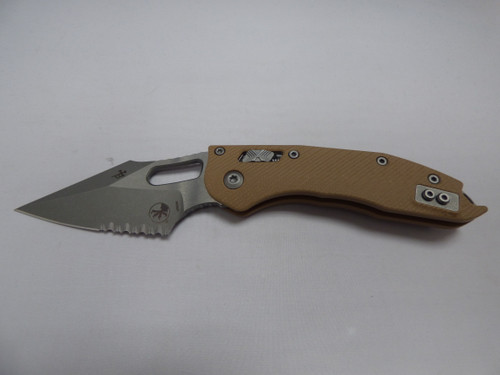 MICROTECH STITCH RAM-LOK SINGLE EDGE FLUTED G-10 TAN APOCALYPTIC PARTIAL SERRATED EDGE DOWN