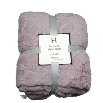 B01C Luxe Soft Blankets - Light Pink