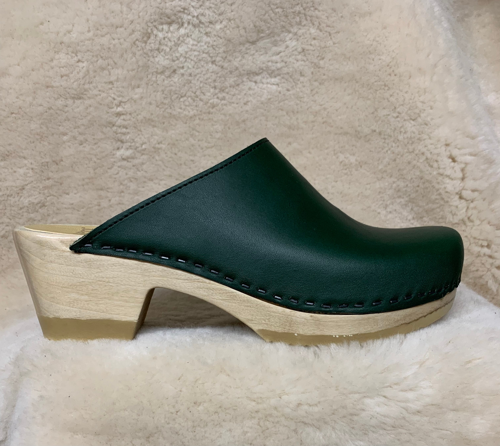 Hunter Green - Plain Clogs - Mid Heel