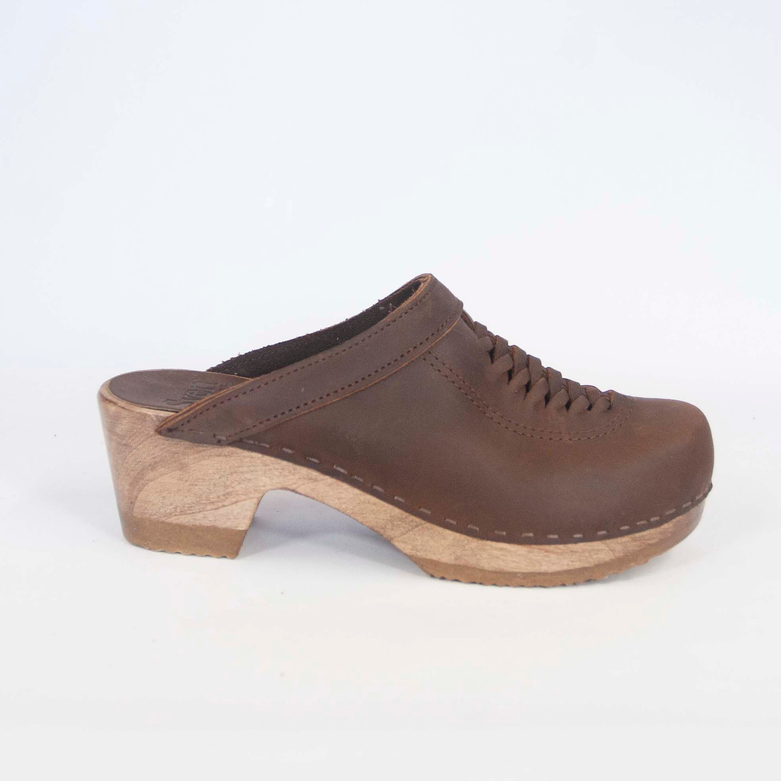 Brown - Front Weave Clogs - Mid Heels
