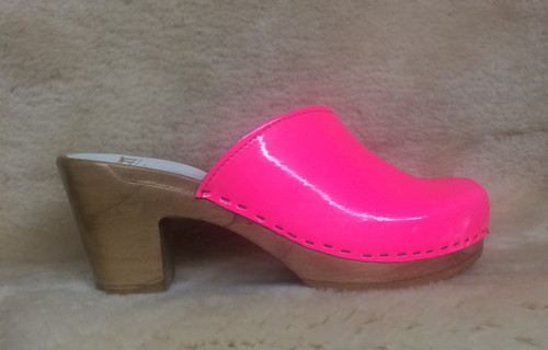 Peep Toe Clogs - Neon Pink 