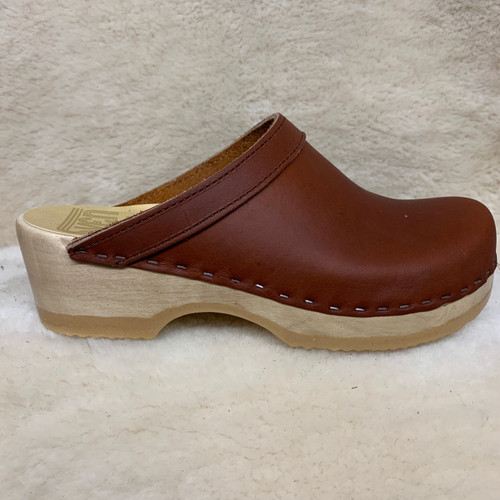 Whiskey - Plain Clogs