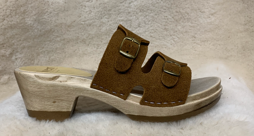 Butterscotch Suede - Buckle Sandal Clogs - Mid Heels