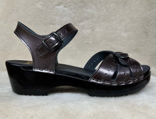 2 Buckle Sandal Clogs - Low Heels