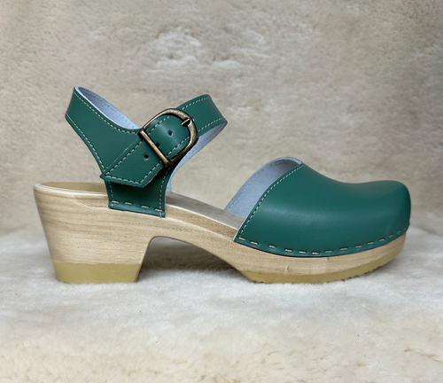 Mary Jane Clogs - Scrubs Leather - Mid Heels