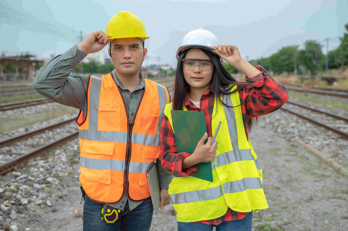 From Construction to Healthcare: Workwear Online in Australia for Every Industry 