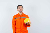 How to Choose the Right Hi Vis Workwear for a Worksite?