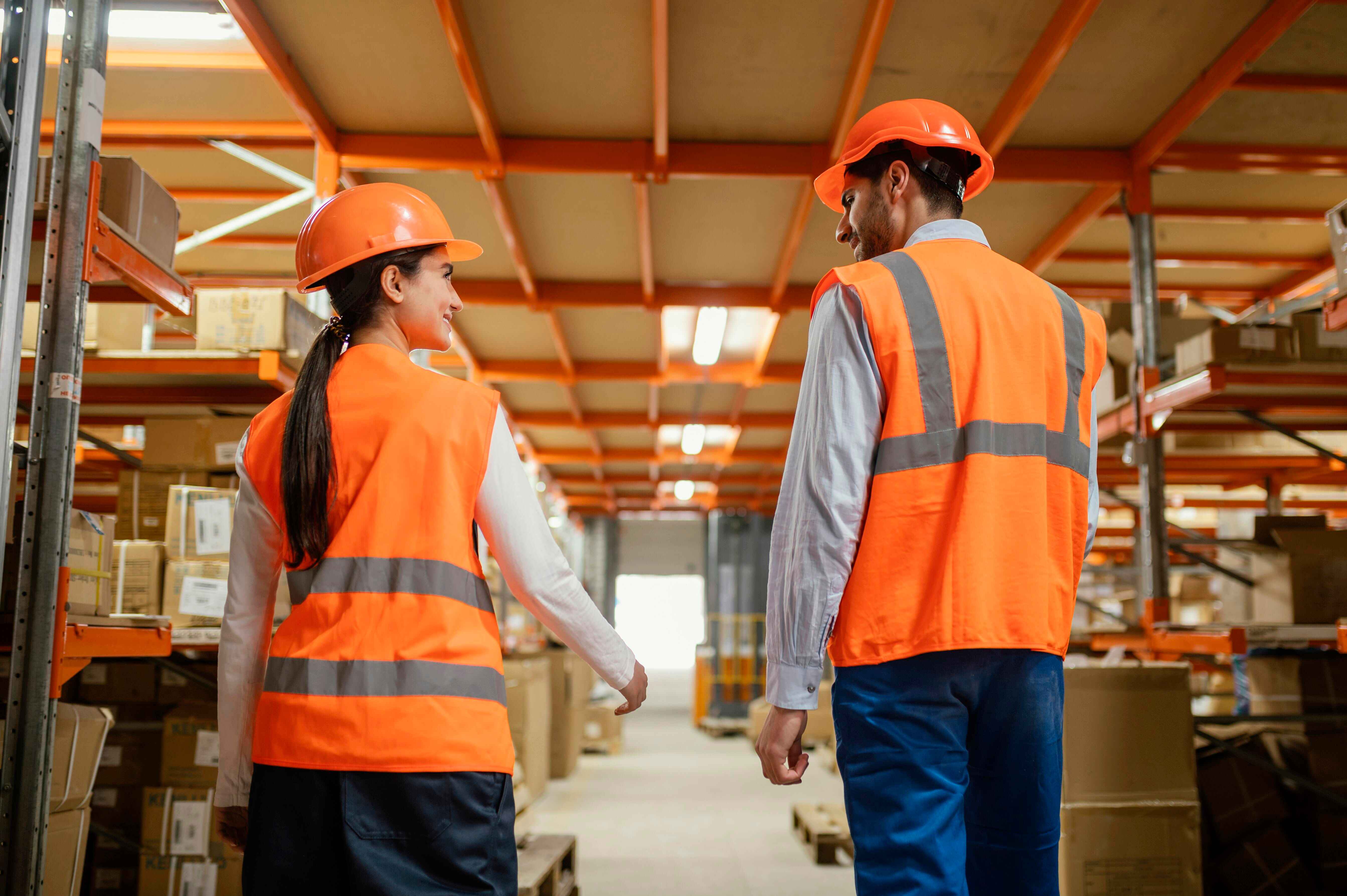Essential Features of Hi Vis Workwear From Kings Workwear Store for ...