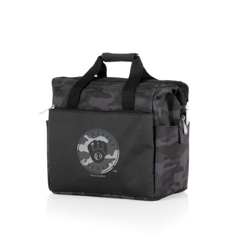 Milwaukee Brewers On The Go Lunch Bag Cooler (Black Camo)