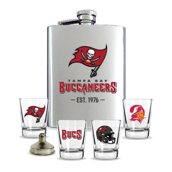 Tampa Bay Buccaneers Flask Gift Set