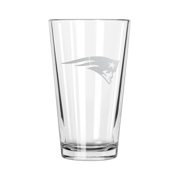 New England Patriots 16oz Pint Glass w/Etched Logo