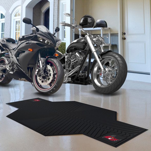 Tampa Bay Buccaneers Motorcycle Mat Pirate Flag Primary Logo Black
