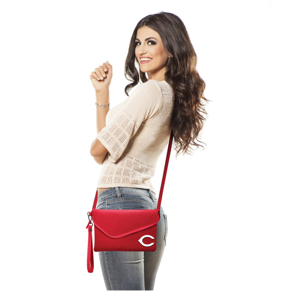 Cincinnati Reds Pebble Crossbody Purse