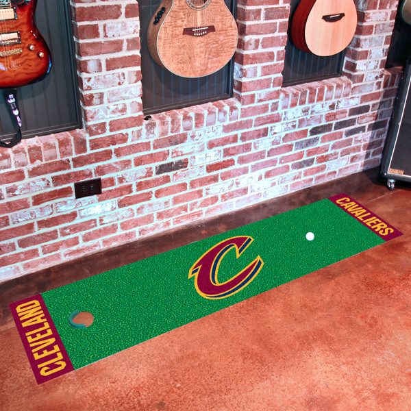 NBA - Cleveland Cavaliers Putting Green Mat 18"x72"