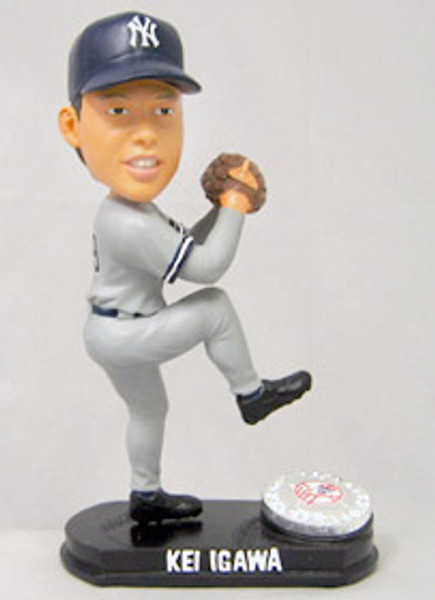 New York Yankees Kei Igawa Forever Collectibles Blatinum Bobblehead (Road)