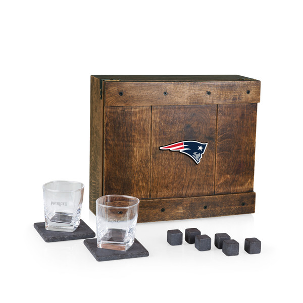 New England Patriots Whiskey Box Gift Set, (Oak Wood)