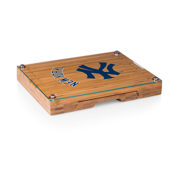 New York Yankees Concerto Glass Top Cheese Cutting Board & Tools Set (Bamboo)