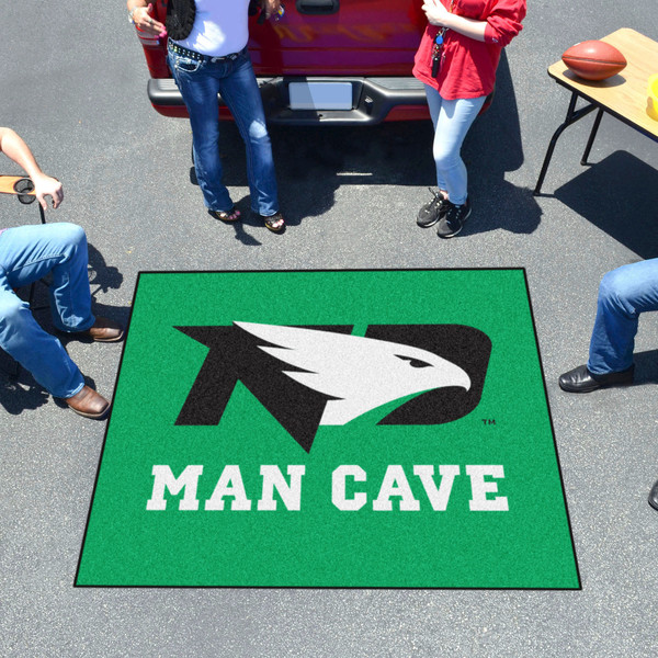University of North Dakota Man Cave Tailgater 59.5"x71"