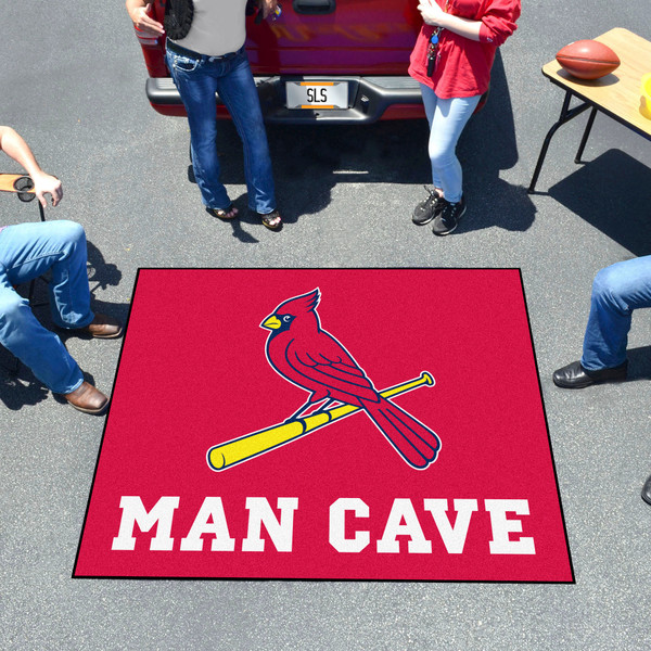 MLB - St. Louis Cardinals Man Cave Tailgater 59.5"x71"