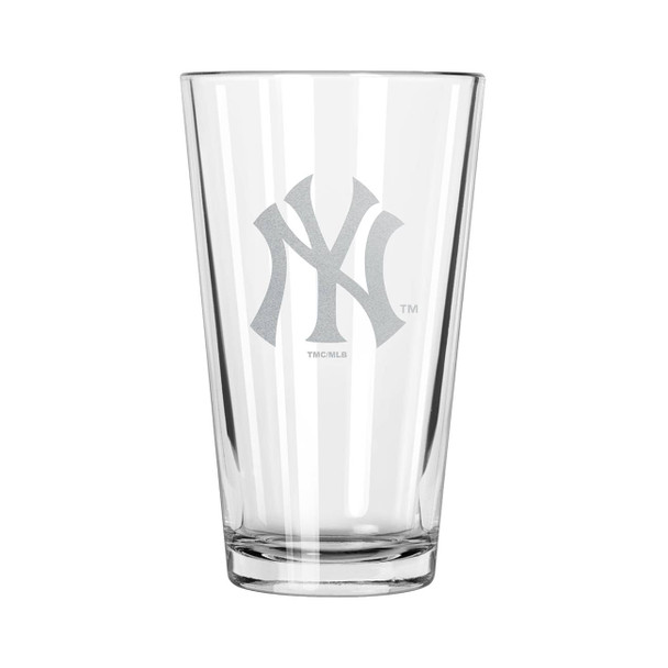 New York Yankees 16oz Pint Glass w/Etched Logo
