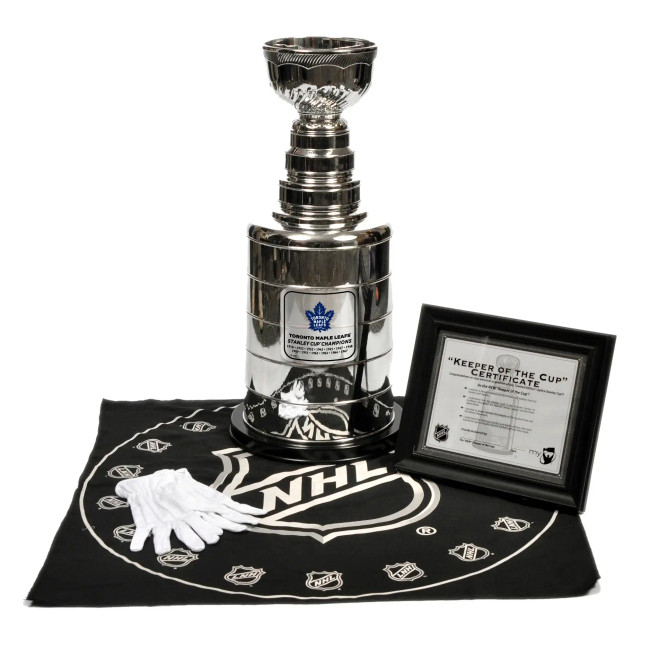 NHL Toronto Maple Leafs 13X Champions Replica Stanley Cup