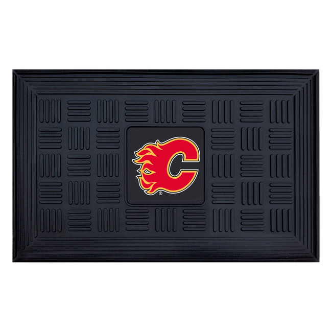 NHL - Calgary Flames Medallion Door Mat 19.5"x31.25"