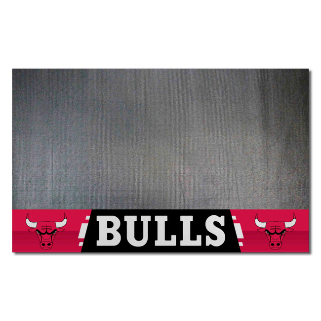 Chicago Bulls Vinyl Grill Mat - 26in. x 42in. Bull Head Primary Logo & Wordmark
