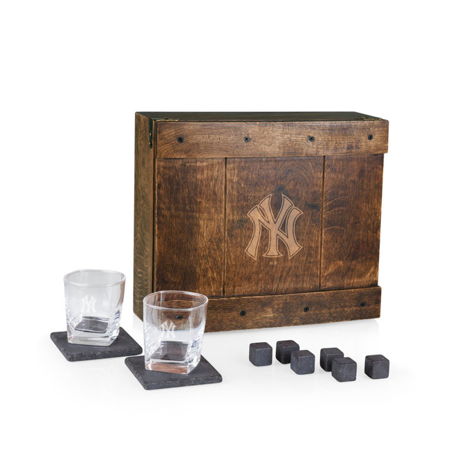 New York Yankees Whiskey Box Gift Set (Oak Wood)