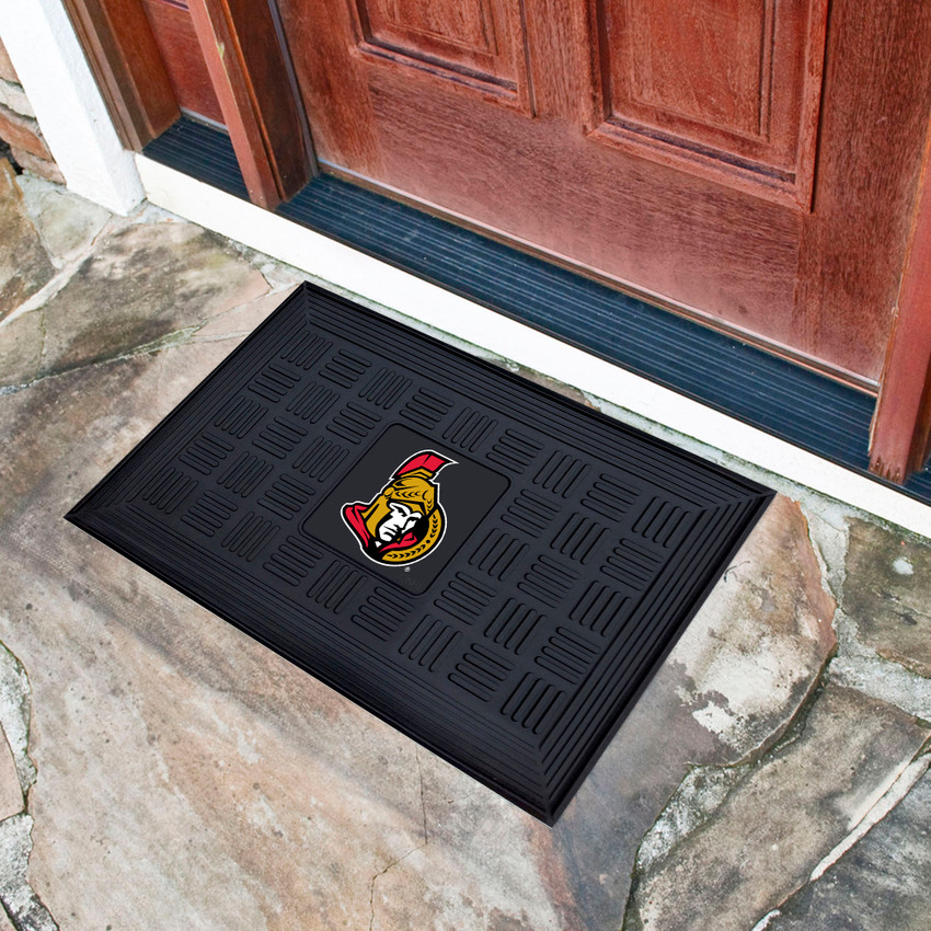 NHL - Ottawa Senators Medallion Door Mat 19.5"x31.25"