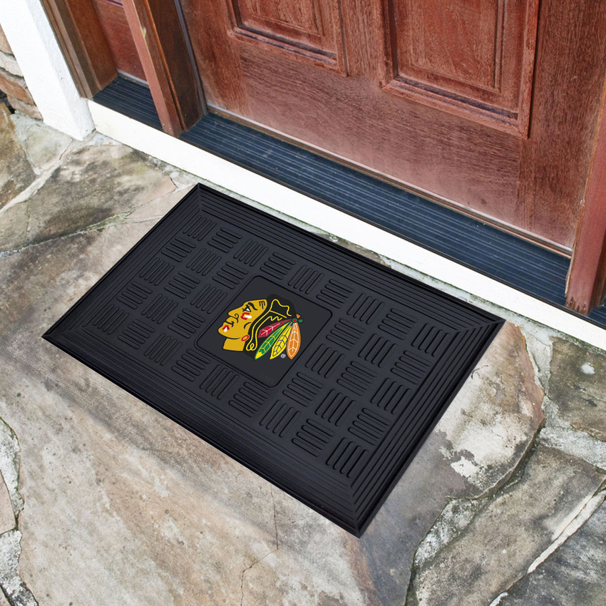 NHL - Chicago Blackhawks Medallion Door Mat 19.5"x31.25"