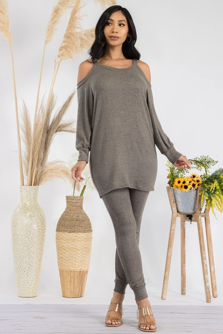 Women's 2-Piece Top & Jogger Set - Solid Color