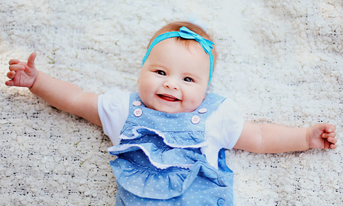 servicio de puesta de pendientes bebés