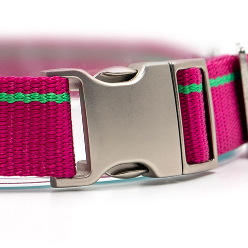 Heritage Raspberry Collar