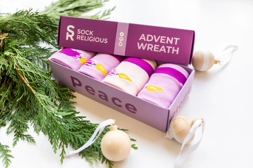 Advent Wreath Socks-(4 Adult Size sock combo in box)