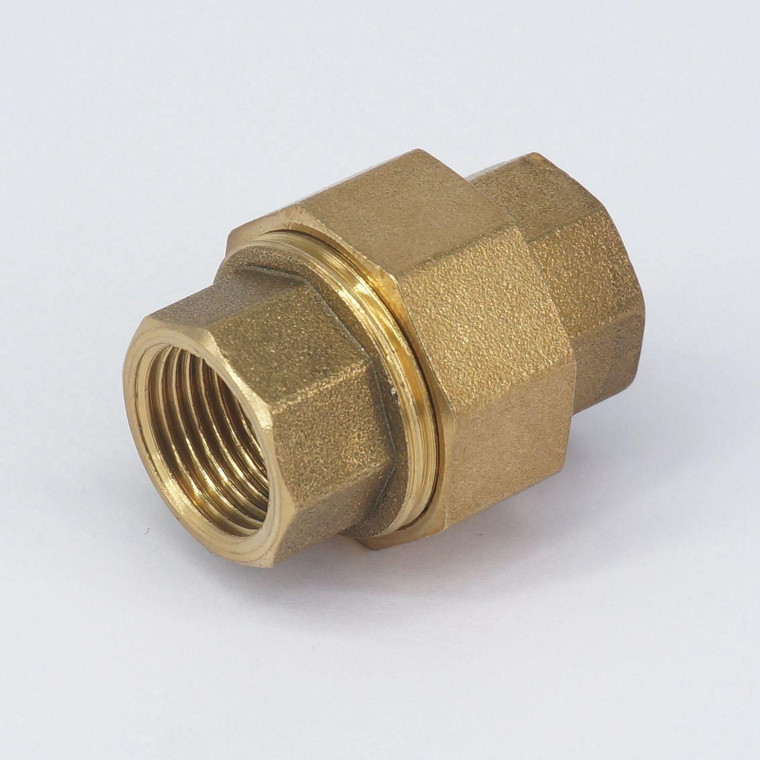 3/8" BRASS UNION