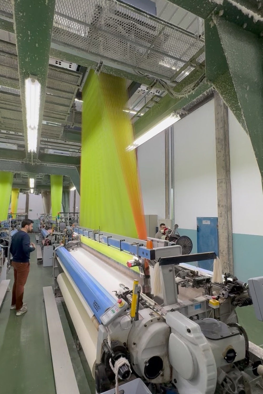 Weaving hall