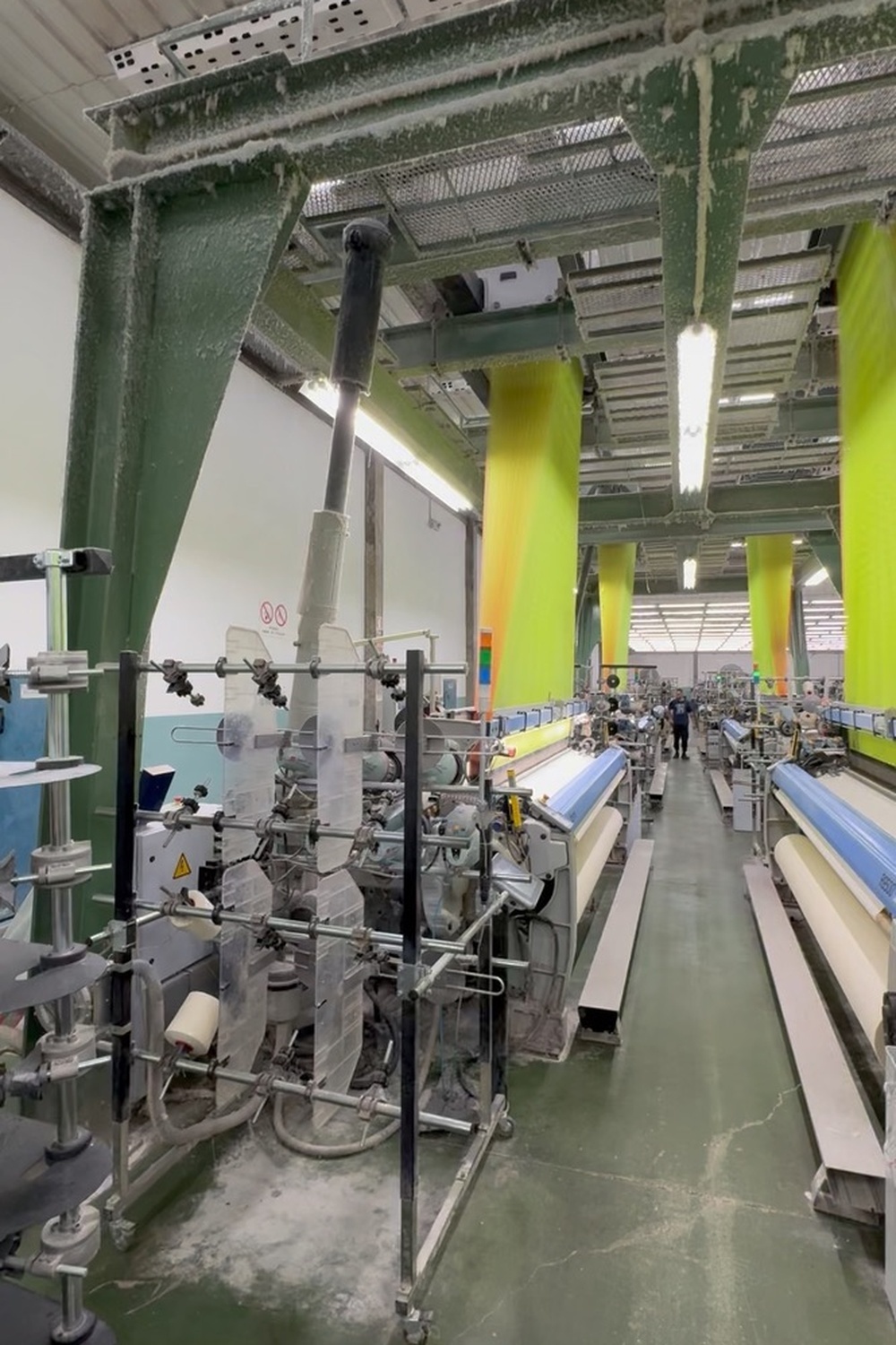 Weaving hall