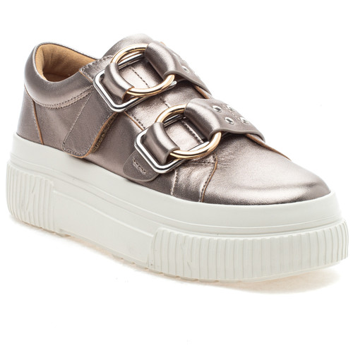 J/Slides On-Trend Footwear| Women's Sneakers