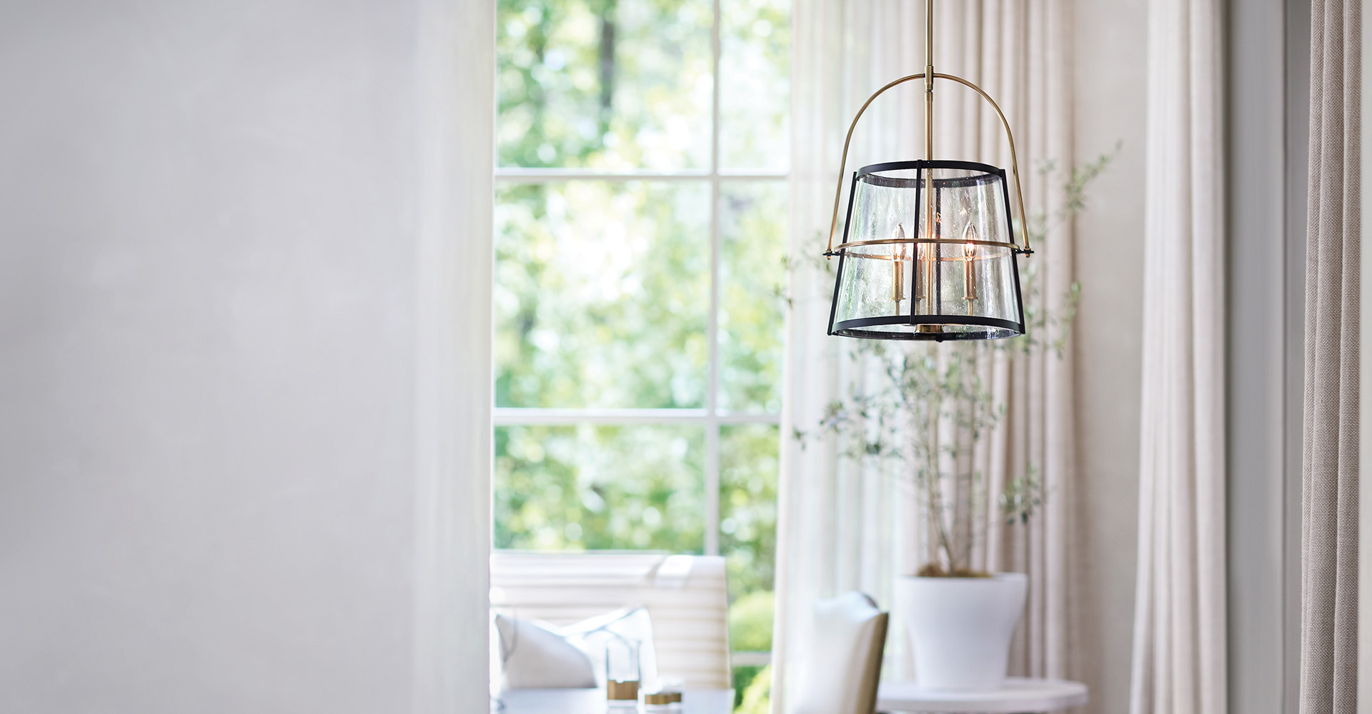 Exploring Different Types of Dining Room Lighting Fixtures - Accent