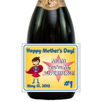 [L616] Super-Hero Mother's Day Label - closeup 