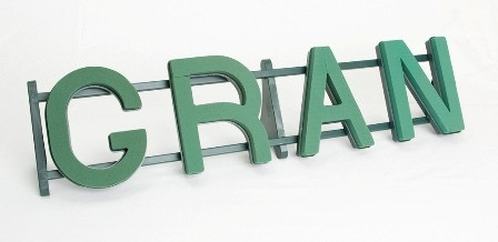 Funeral Foam Frame Tribute - GRAN - OASIS® NAYLORBASE® Eco Base