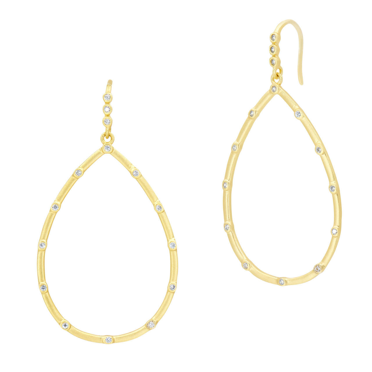 Kowhaiwhai Teardrop Earrings– TroubleMaker.co.nz