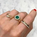 Shy Creation Diamond and Green Green Snake Ring 