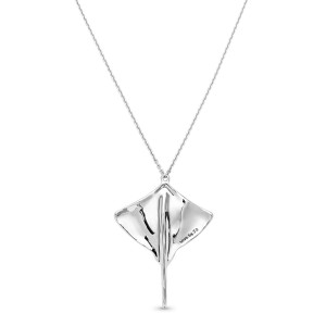 UNOde50 Ser Majestuosa Silver Manta Ray Long Chain Pendant Necklace