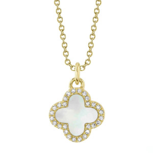Shy Creation Mother of Pearl Clover Pendant Necklace