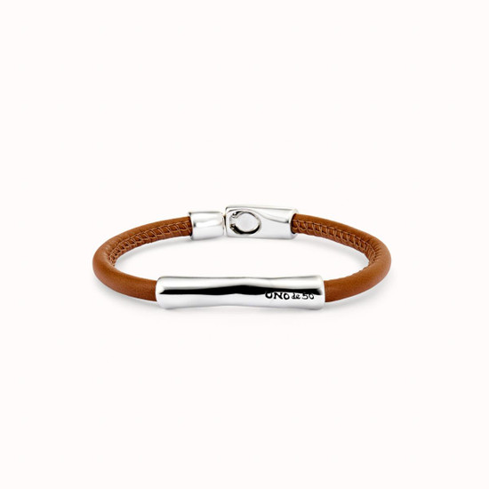 UNOde50 Ser Natural Camel Colored Leather Bracelet with Silver Central Detail